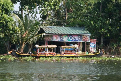 india kerala boat