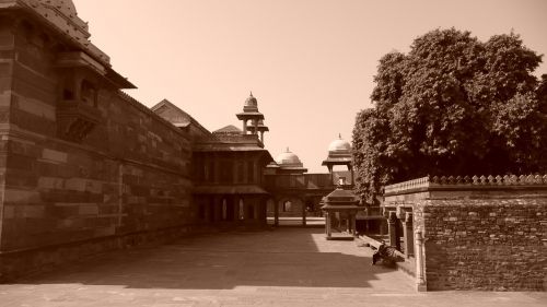 india monument temple