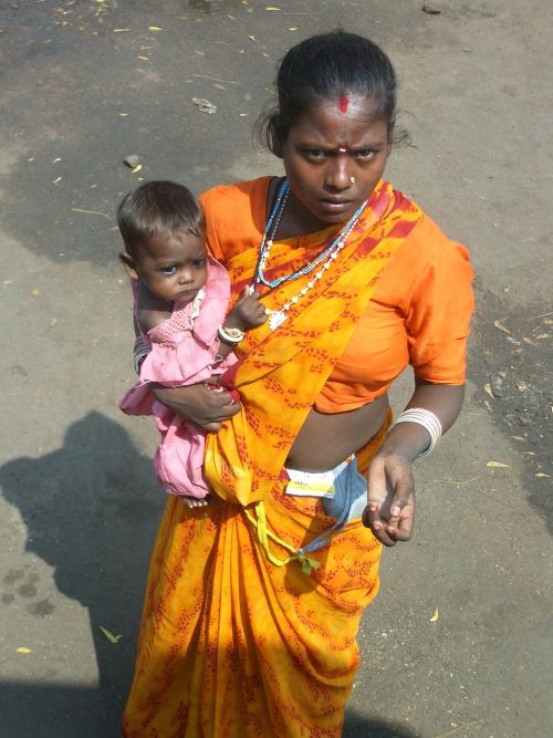 indian poverty beggar