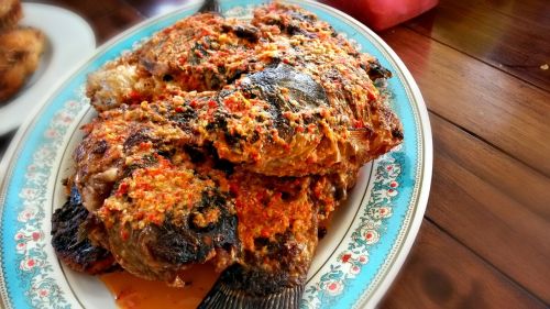 indonesian cuisine fish