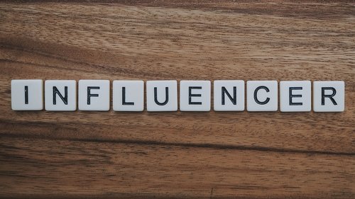 influencer  influencer marketing  influencer marketing platform
