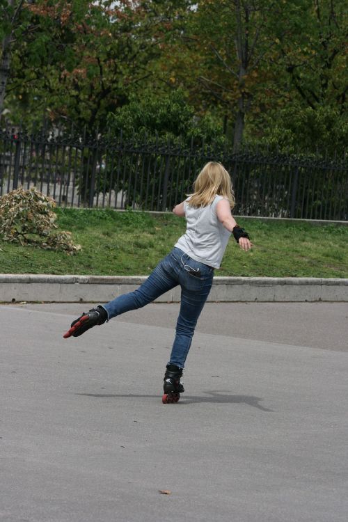 inline skating balance