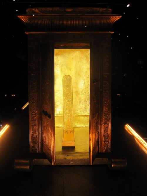 Interior Of Tutankhamun&#039;s Shrine