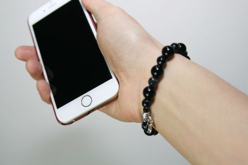 iphone hand bracelet