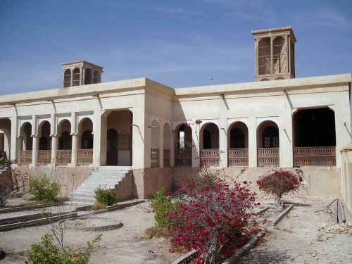 iran building palace