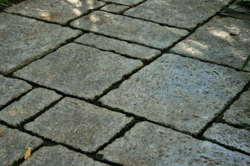 Irregular Paving