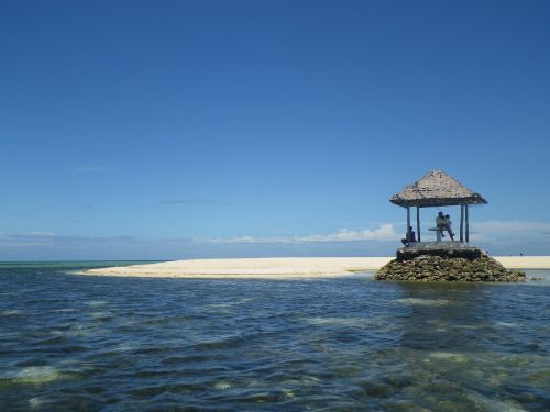 pandanon island philippines sea