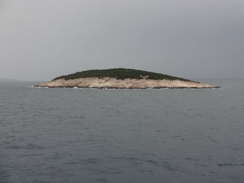 island sea drizzle