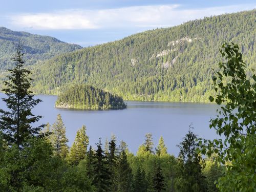 island canim lake british columbia