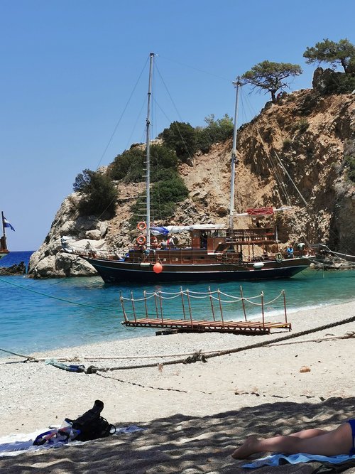 island  ship  greek