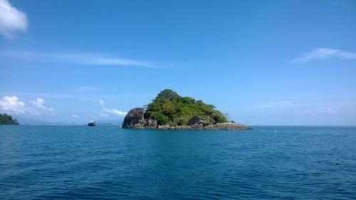 island sunny day gulf of thailand