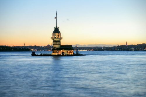 istanbul maiden's tower asia