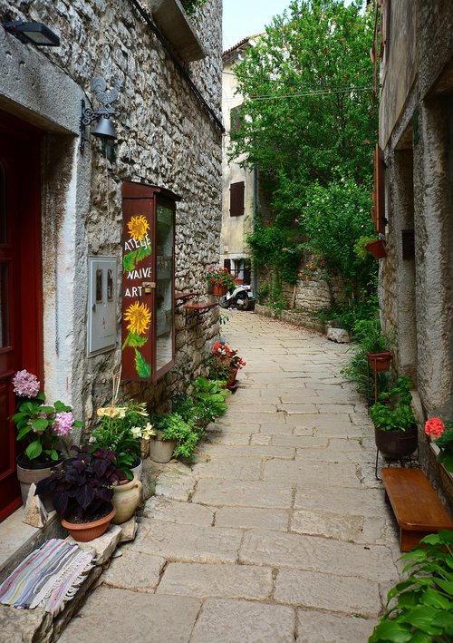 istria  historic center  alley