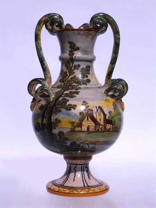 italian maiolica  vase  ceramic