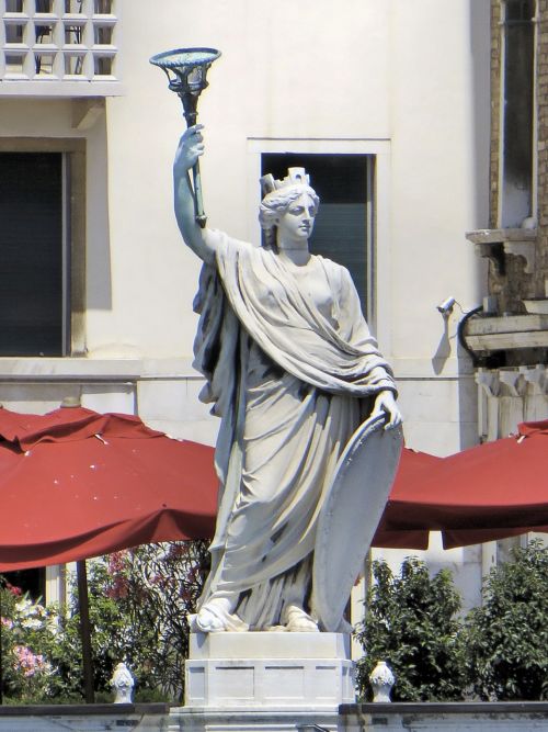italy venice statue
