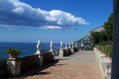 italy sorrento villa cimbrone