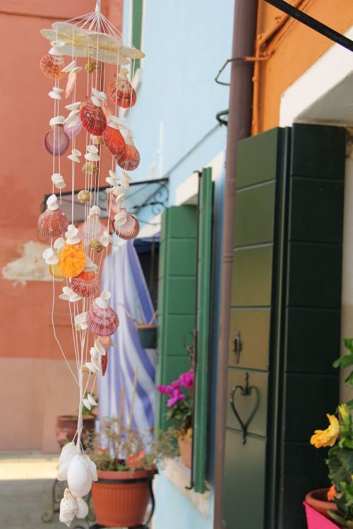 italy burano colorful houses