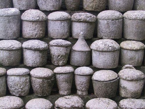 italy grado urns
