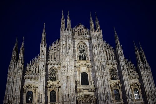 italy  milano  duomo