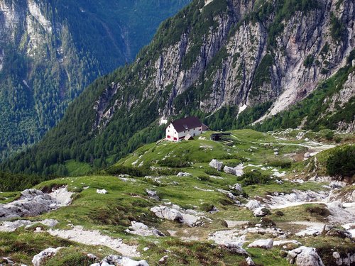 italy  climbing  mountains