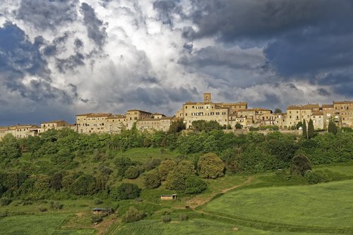 italy  toscana  casole d'elsa