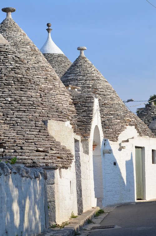 italy  trullo  house