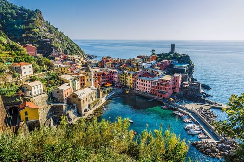 italy  sea  houses