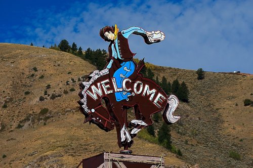 jackson cowboy sign  sign  welcome