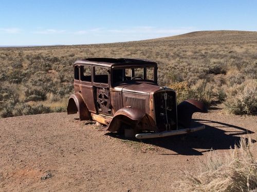 jalopy rust abandoned