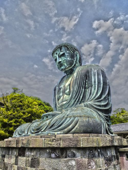 japan statue bronze