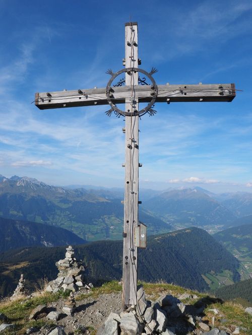 jaufenspitze summit cross cross