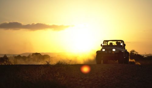 jeep drifting dust