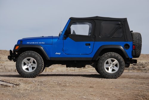 jeep  blue  travel