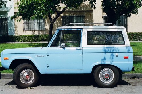 jeep car blue