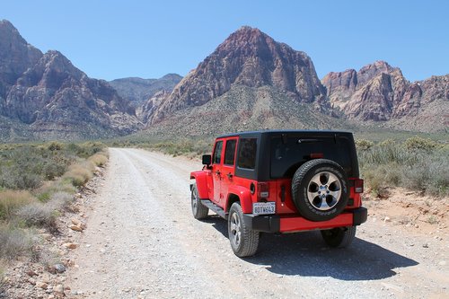 jeep  wrangler  off-road