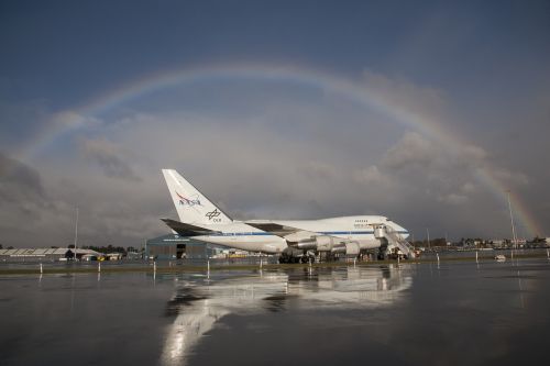 jetliner rainbow boeing 747sp