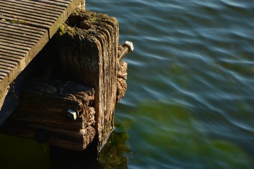 jetty wood structure