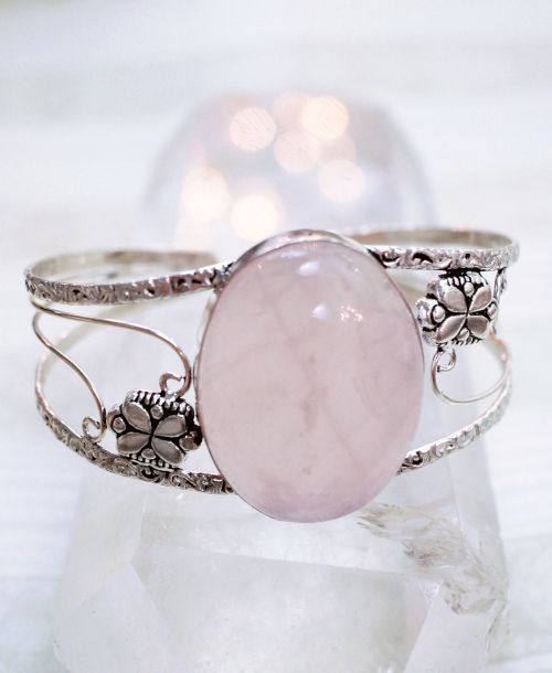 jewelry rose quartz pink