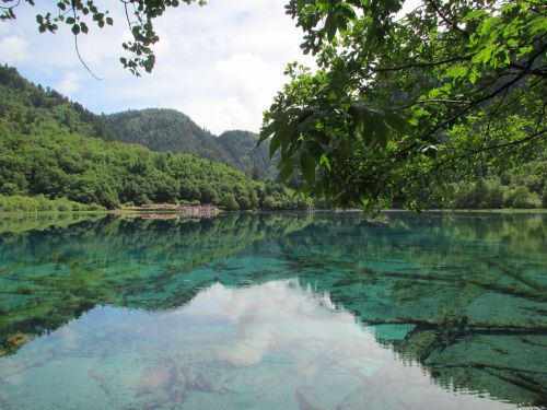 jiuzhaigou the scenery lake