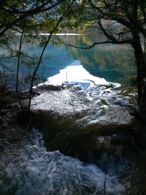 jiuzhaigou sichuan hazel