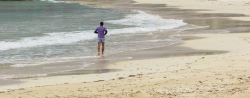 jogging beach runner