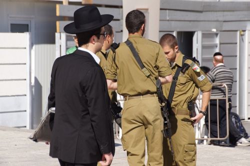 juxtaposition soldier israel