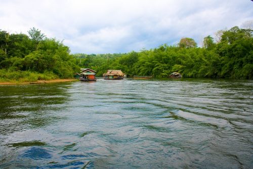 kanchanaburi yok raft