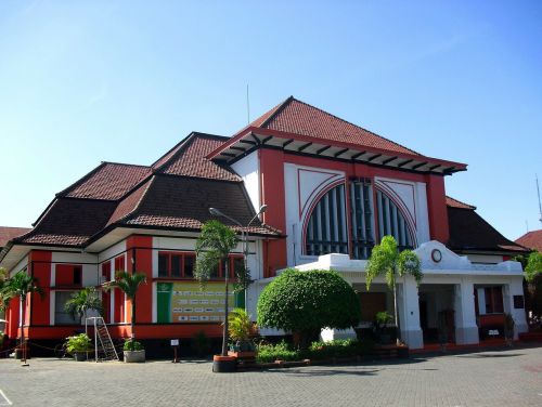 kantor pos surabaya jawa timur