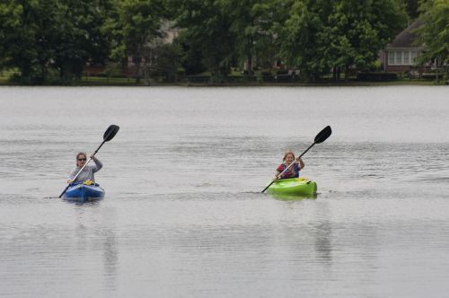 kayak women sport