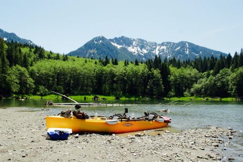 kayak mountains travel