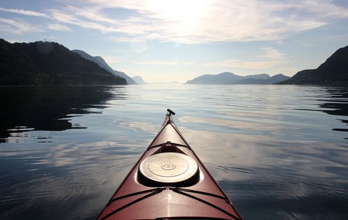 kayak  nature  water