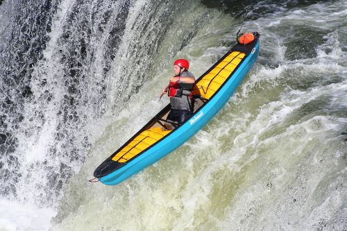 kayaking extreme kayak