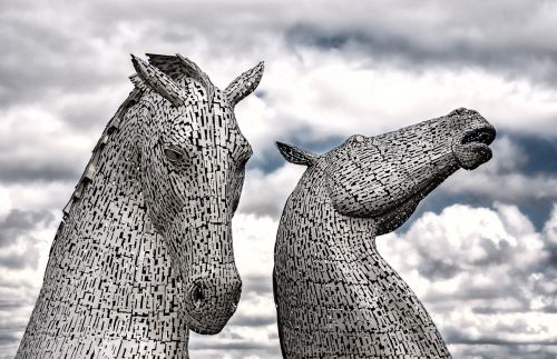 kelpies falkirk horse