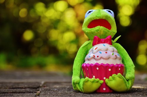 kermit frog cupcake